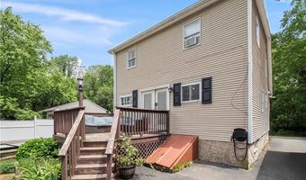 5 Harding St, Coventry, RI 02816