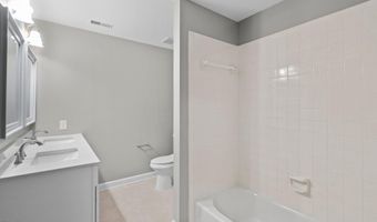 1008 W Sterlington Pl, Apex, NC 27502