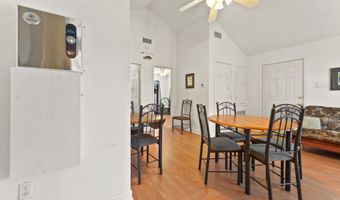 5037 Oklahoma St, Bay St. Louis, MS 39520