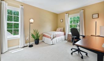 5 LINDEN SPRING Ln, Bear, DE 19701