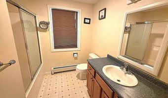 17 Winwood Dr, Barnstead, NH 03225