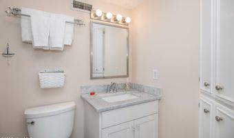 2305 W Fort Macon Rd 103, Atlantic Beach, NC 28512
