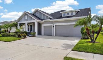 7322 PARADISO Dr, Apollo Beach, FL 33572