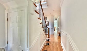 7538 MORNINGSIDE Dr NW, Washington, DC 20012