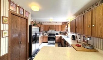 1032 Rainy Lake Rd NW, Backus, MN 56435