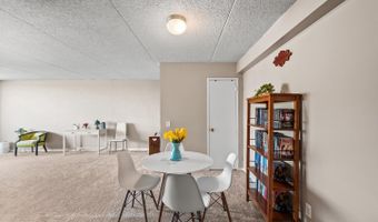 5911 EDSALL Rd 608, Alexandria, VA 22304
