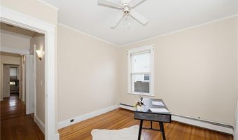 525 Willett Ave, East Providence, RI 02915