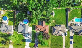 5635 Yorktown Ln, Austintown, OH 44515