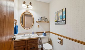 1601 S IRMA St, Appleton, WI 54915