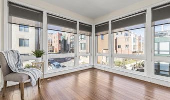 120 CAMBRIA Walk, Alexandria, VA 22304