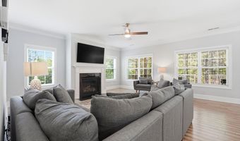 834 Winston Pines Dr, Aberdeen, NC 28315