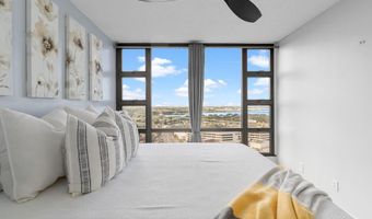 98-402 Koauka Loop 2204, Aiea, HI 96701