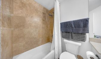 3030 NE 188th St 602, Aventura, FL 33180