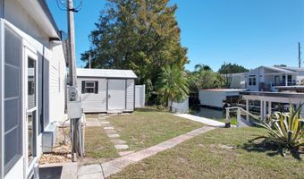 13426 PALM Dr, Astatula, FL 34705