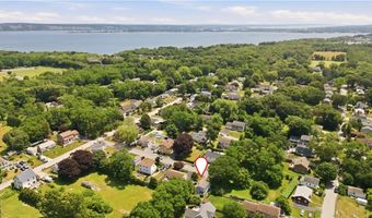 12 Ellen St, Bristol, RI 02809