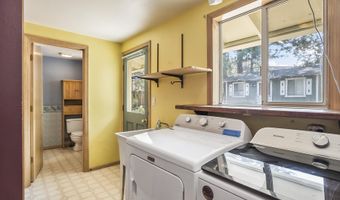 1115 NE Burnside Ave, Bend, OR 97701