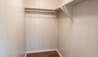 99-822 Nahiolea St, Aiea, HI 96701