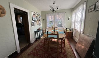 21 Elgin Ave, Bethel, CT 06801