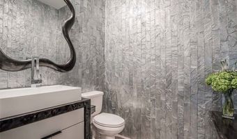 10337 Green Ember Dr, Las Vegas, NV 89135