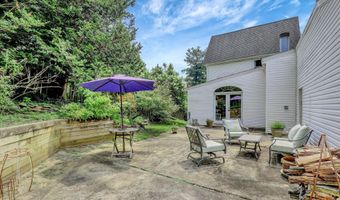 185 Monmouth Ave, Atlantic Highlands, NJ 07716