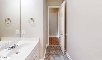 594 Acorn Ln, Brandon, MS 39047