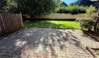 1045 Barnside Rd, Allentown, PA 18103