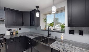14681 Choco Rd, Apple Valley, CA 92307