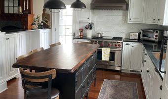 333 Woodland Ave, Avon By The Sea, NJ 07717