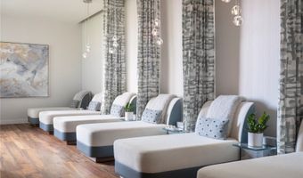 383 Kalaimoku St 1916, Honolulu, HI 96815