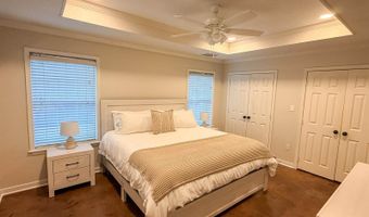 120 Oak Grove Dr, Brandon, MS 39047