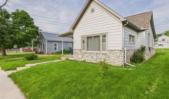 63 S Market St, Andrews, IN 46702
