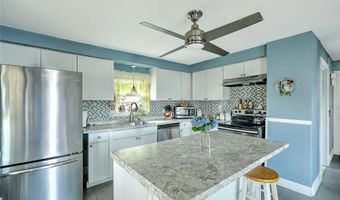 141 Cornell St, Cranston, RI 02920