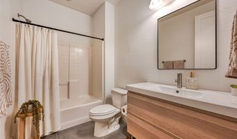 5571 Bethany Bend Dr, Las Vegas, NV 89135