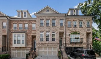 1044 Township Sq, Alpharetta, GA 30022