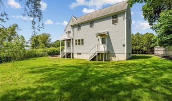 146 Alfred Drown Rd, Barrington, RI 02806