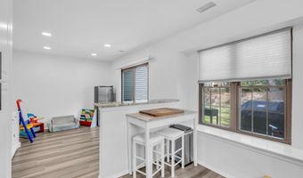 86 Bradford Ct, Aberdeen, NJ 07747