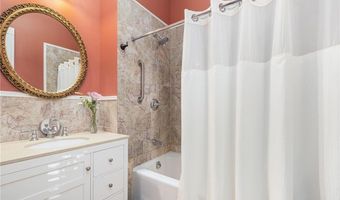 20 Berkeley Ave 2, Newport, RI 02840