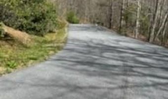 25 Sweetwater Ridge Rd, Balsam Grove, NC 28708