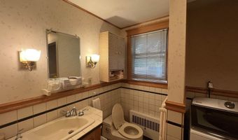 37 Pine Island Ave, Berlin, NH 03570