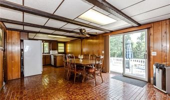 3 Ostend St, Johnston, RI 02919