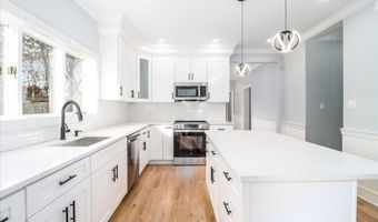 193 Chestnut Ridge Rd, Bethel, CT 06801