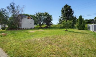 2238 Canterbury Cir, Akron, OH 44319