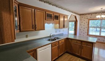 16427 Farm Road 2007, Aurora, MO 65605