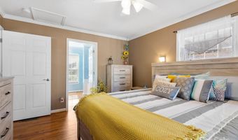 8 Alexander Chapel Dr, Asheville, NC 28804