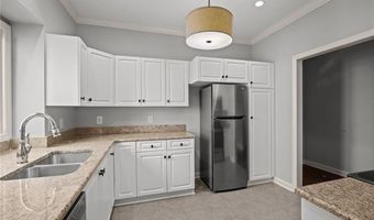 293 Hollybrook Dr, Advance, NC 27006