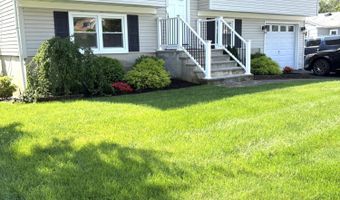 645 Ensign Ave, Beachwood, NJ 08722