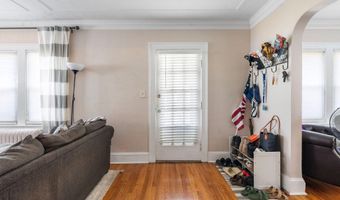 27 Cardinal Ave, Albany, NY 12208