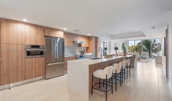10281 W Bay Harbor Dr 505, Bay Harbor Islands, FL 33154