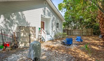 98 Sawyer Ln, Apalachicola, FL 32320