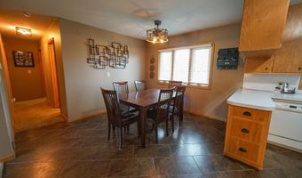 707 9th Ave, Ackley, IA 50601